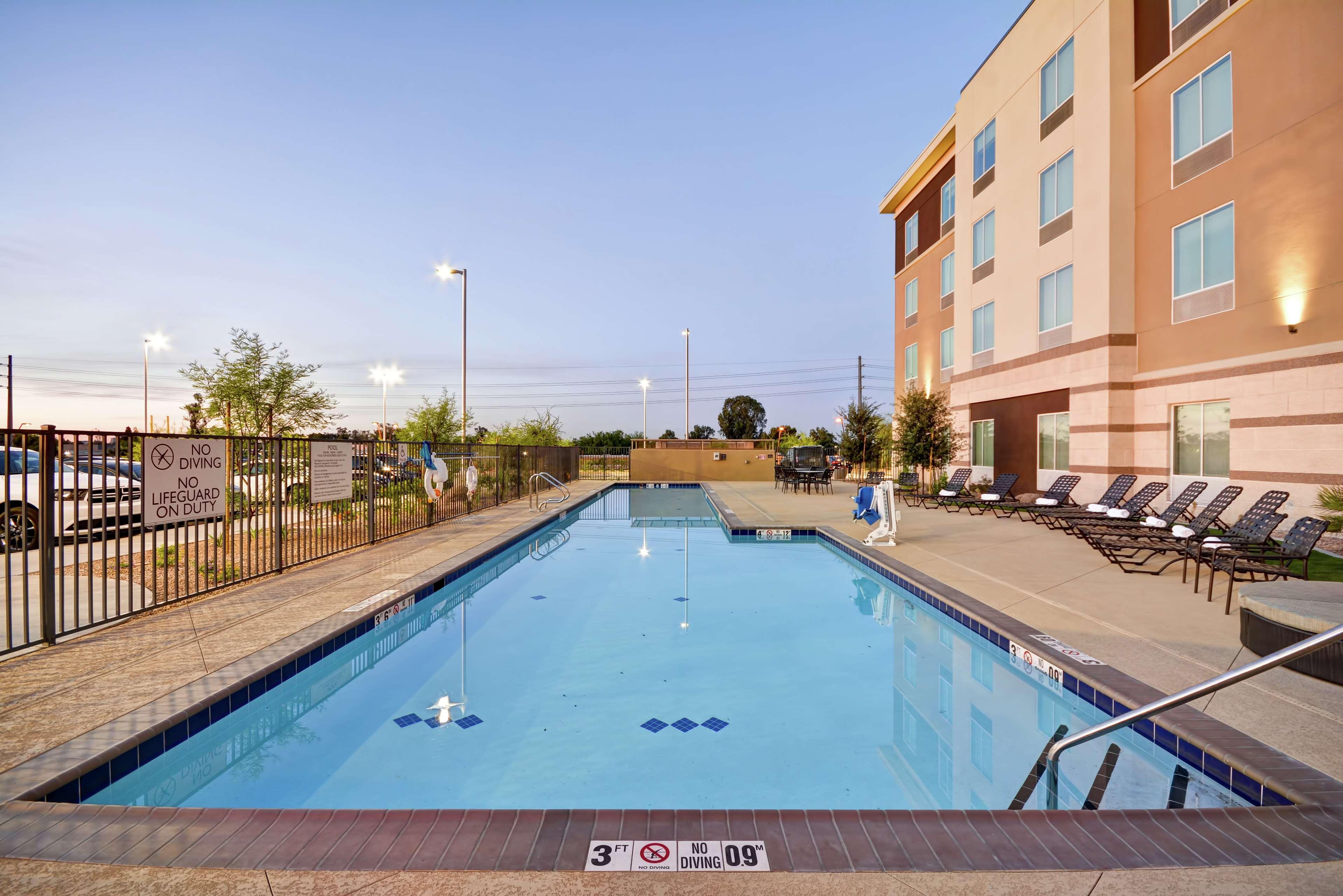 Hilton Garden Inn By Hilton Phoenix/Tempe Asu Area, Az Kültér fotó